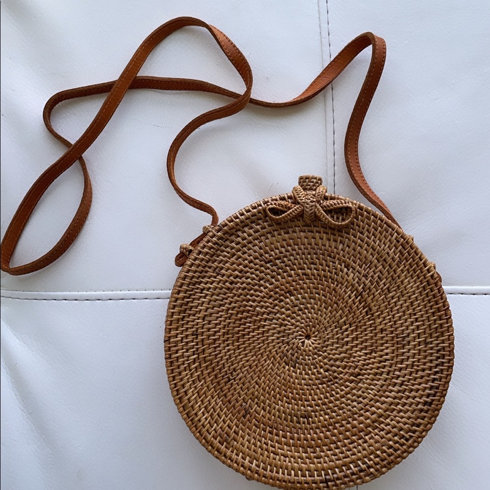 Raffia crossbody